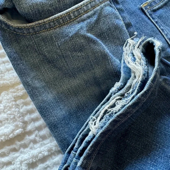 7 for Man Kind Jeans.   Smoke free home.  Great condition. - Picture 8 of 8